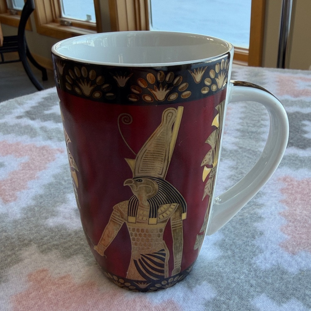Made in Egypt Egyptian Themed Red and Gold mug 8oz capacity - Picture 4 of 9